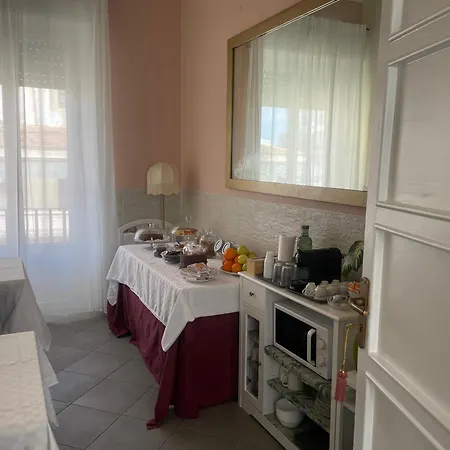 Bed and Breakfast La Terrazza Su 3*